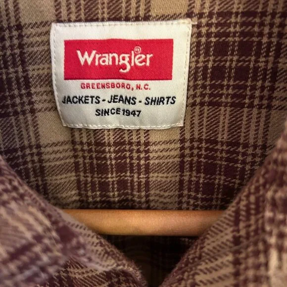 Men's Long Sleeve Wrangler Western Shirt - Picture 2 of 6